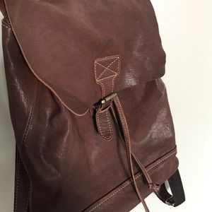 Leather bag